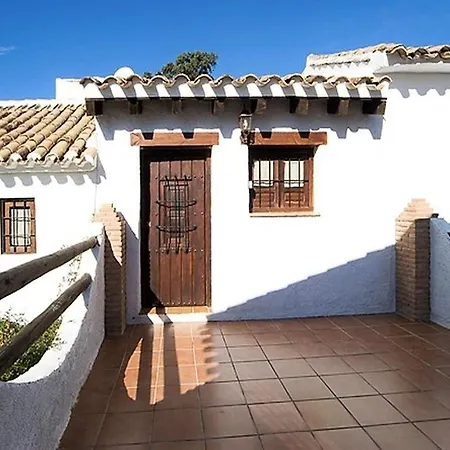 Beautiful In Andalusia With Heated Pool 別荘